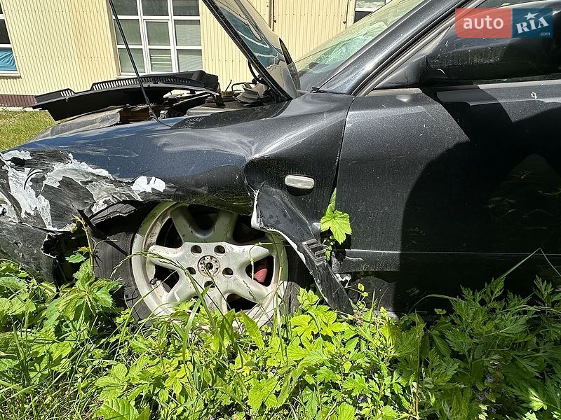 Седан Audi A4 1999 в Чернігові