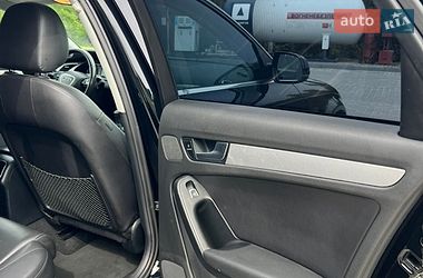 Седан Audi A4 2013 в Львові