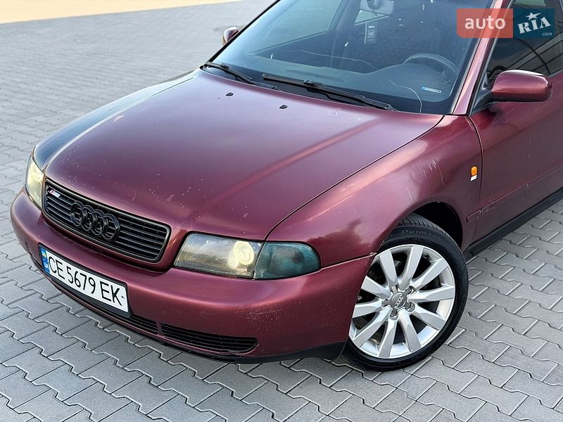 Седан Audi A4 1998 в Черновцах