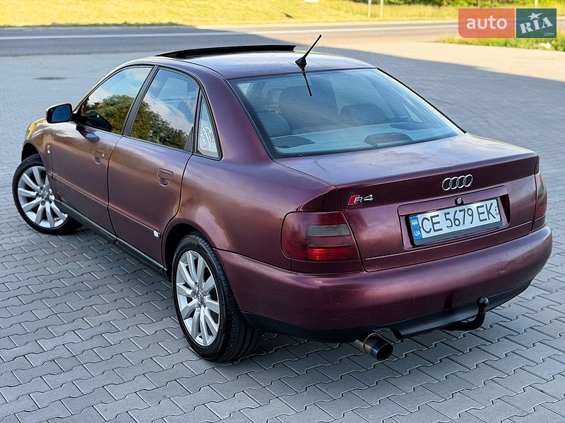Седан Audi A4 1998 в Черновцах