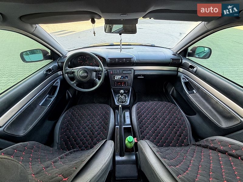 Седан Audi A4 1998 в Черновцах