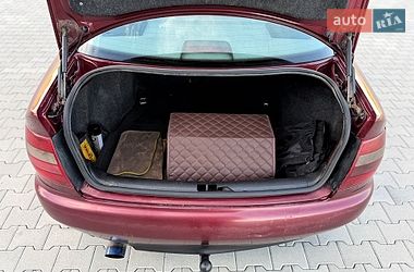 Седан Audi A4 1998 в Черновцах