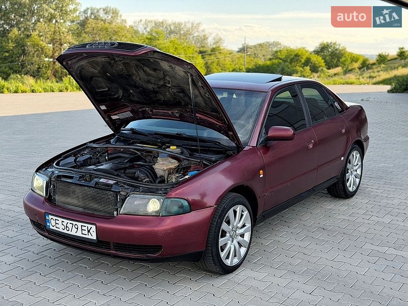 Седан Audi A4 1998 в Черновцах