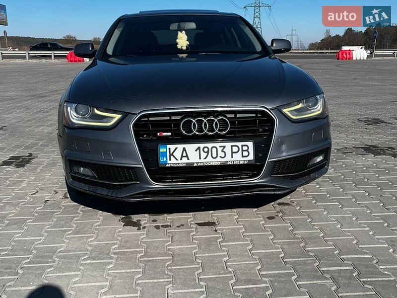 Седан Audi A4 2014 в Києві