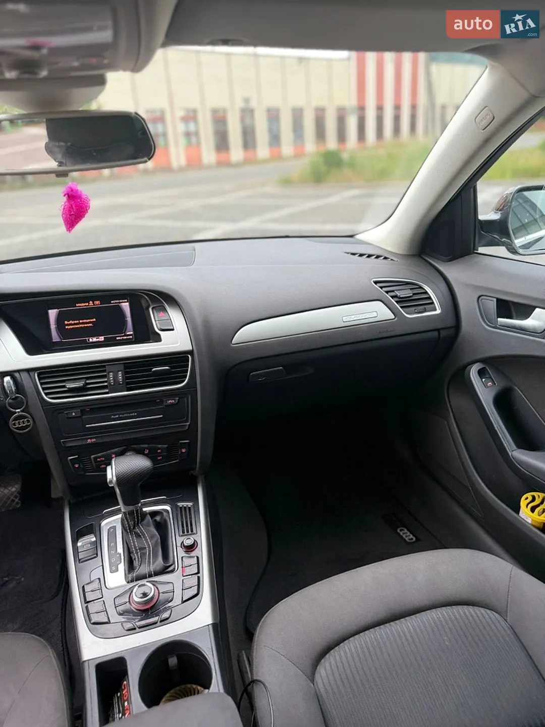 2010 Audi A4 - мініатюра 15