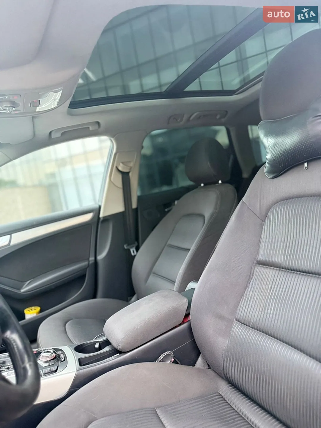 2010 Audi A4 - мініатюра 11