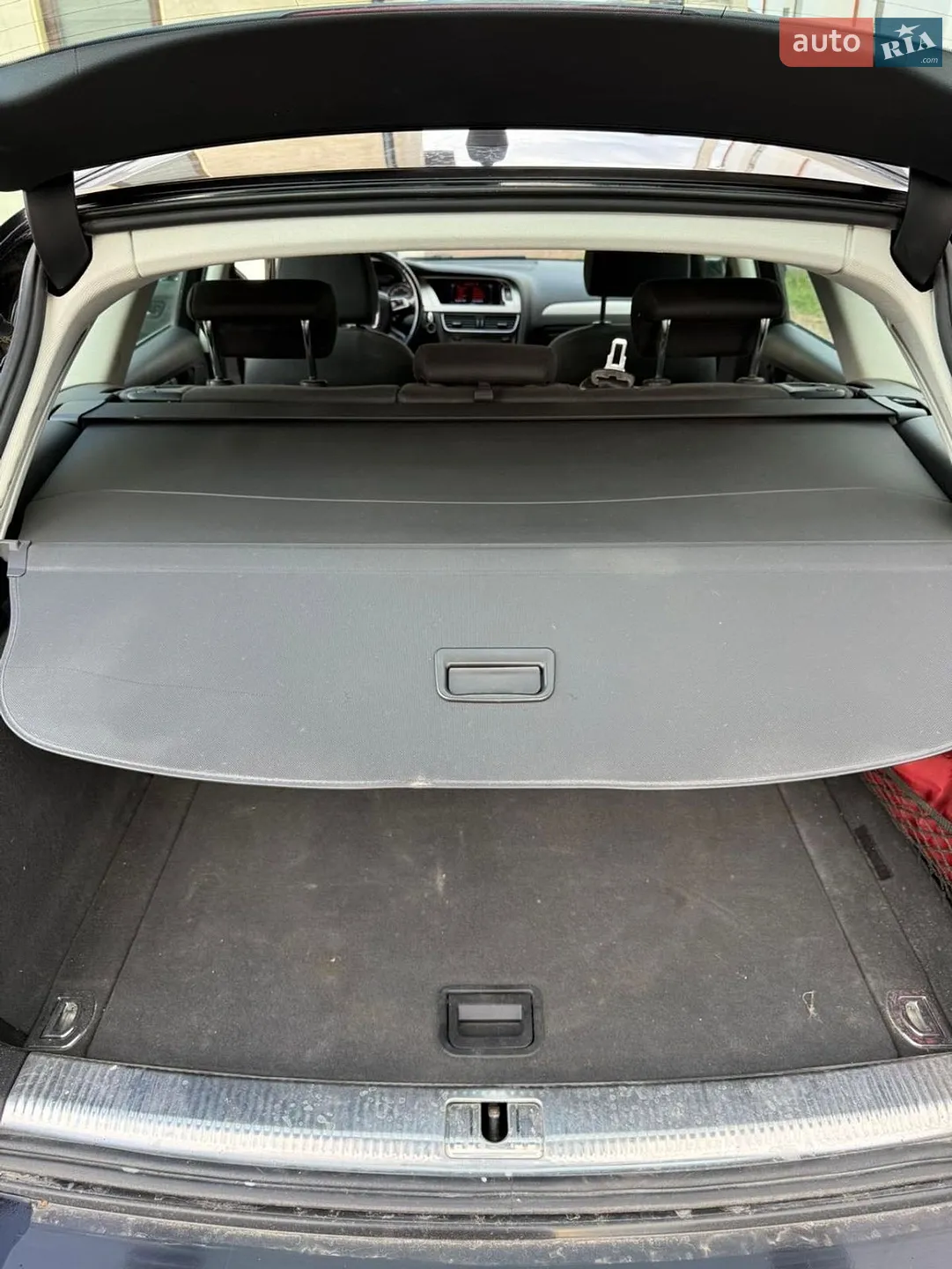 2010 Audi A4 - мініатюра 12