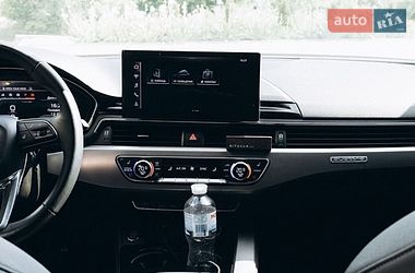 Седан Audi A4 2022 в Вінниці