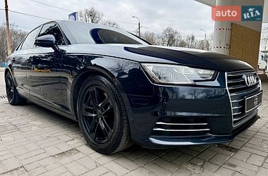 Седан Audi A4 2016 в Дніпрі
