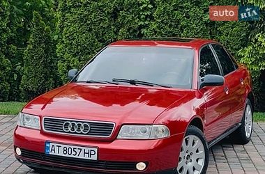Седан Audi A4 1999 в Чорткове