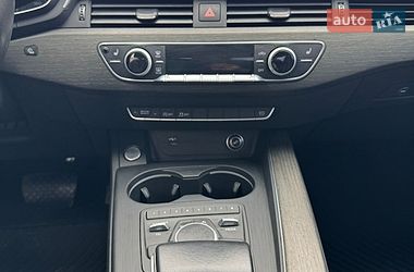 Седан Audi A4 2019 в Киеве