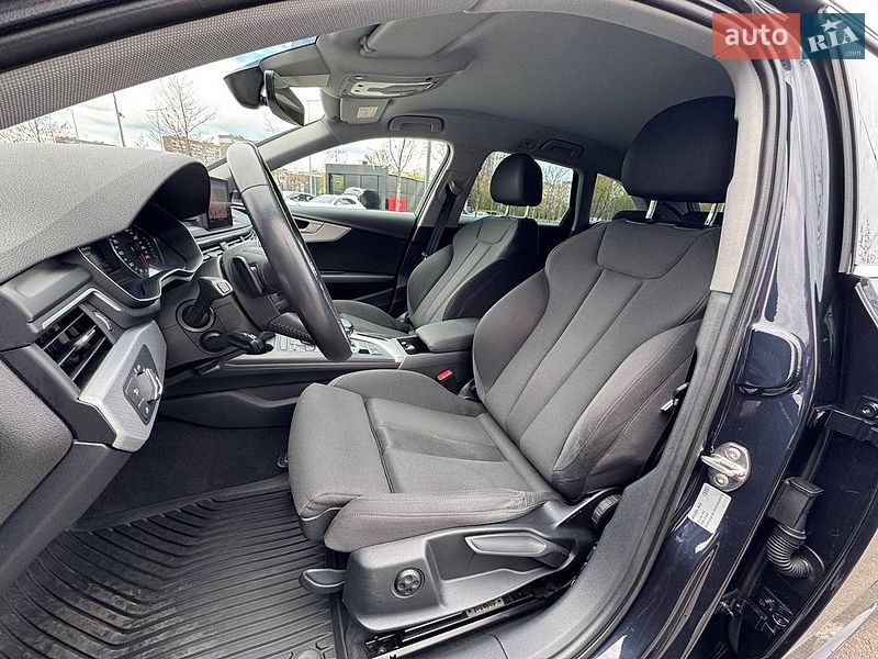 Универсал Audi A4 2018 в Киеве