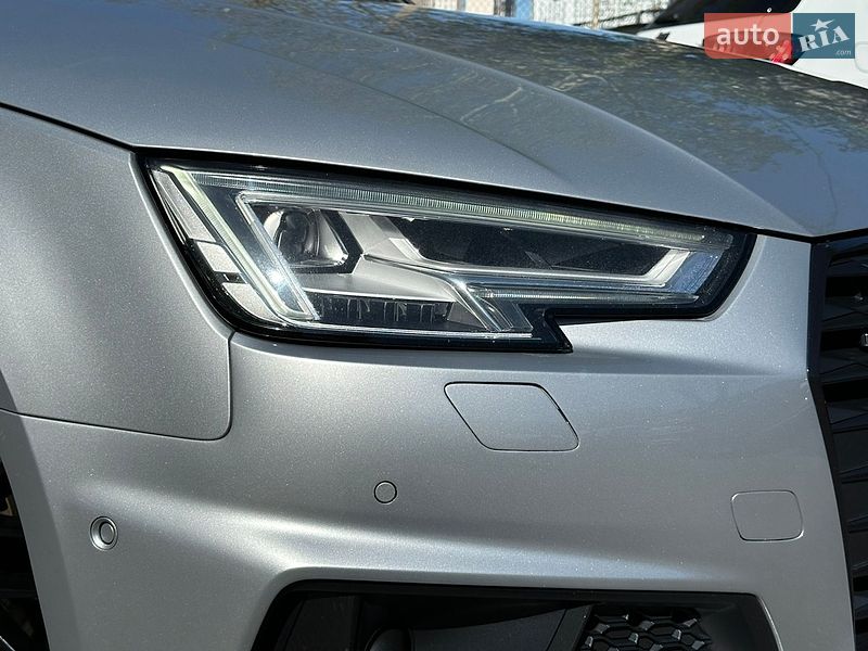 Седан Audi A4 2019 в Одессе