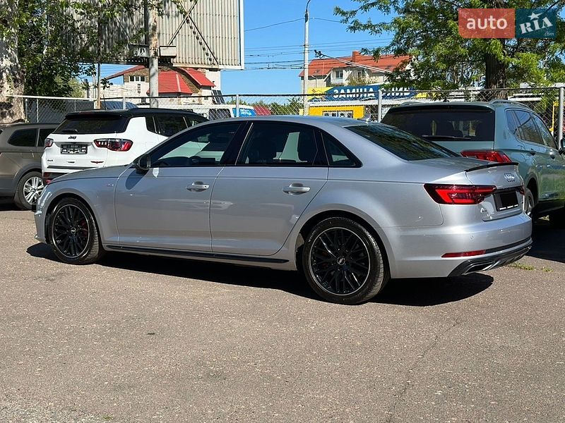 Седан Audi A4 2019 в Одессе