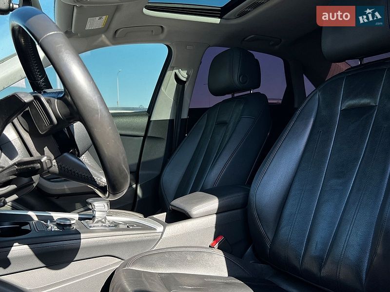 Седан Audi A4 2016 в Львові