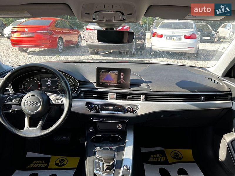 Седан Audi A4 2016 в Львові