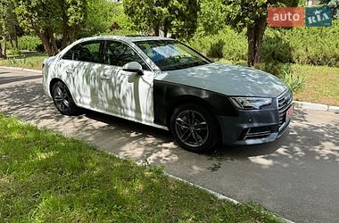 Седан Audi A4 2017 в Ровно