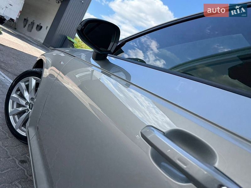 Седан Audi A4 2017 в Дрогобичі