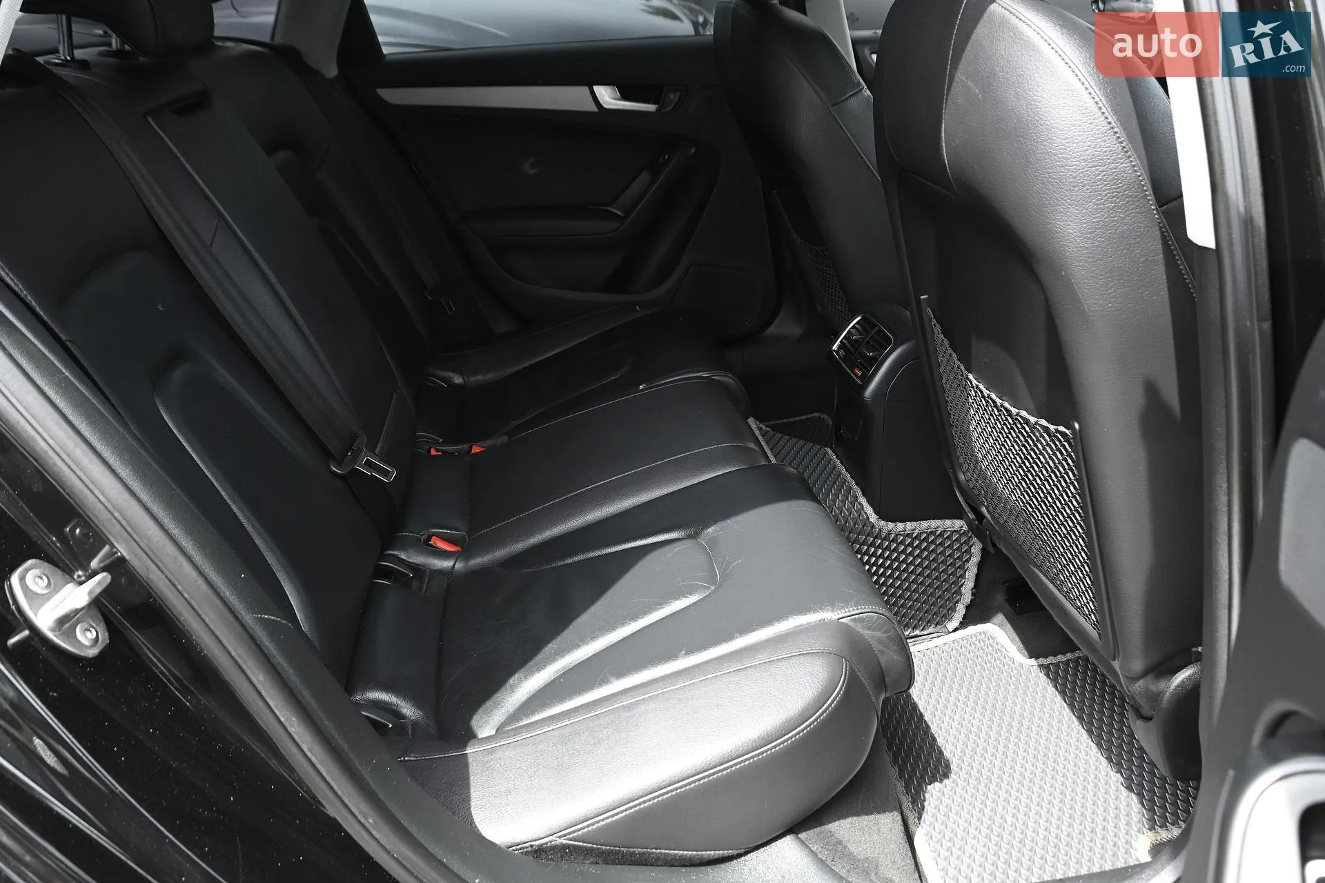 2014 Audi A4 - мініатюра 32