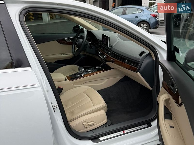 Седан Audi A4 2016 в Києві