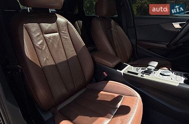 Седан Audi A4 2018 в Сумах
