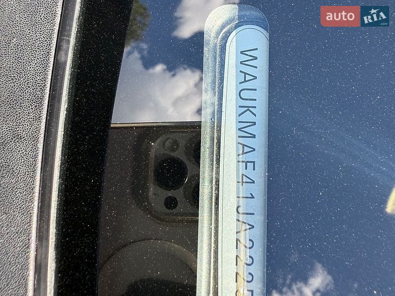 Седан Audi A4 2018 в Сумах