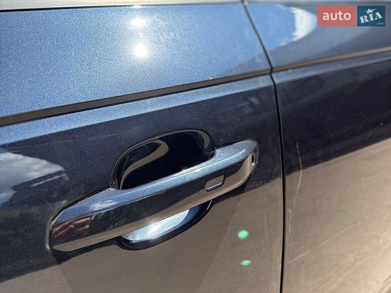 Седан Audi A4 2018 в Сумах