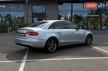 Седан Audi A4 2014 в Киеве