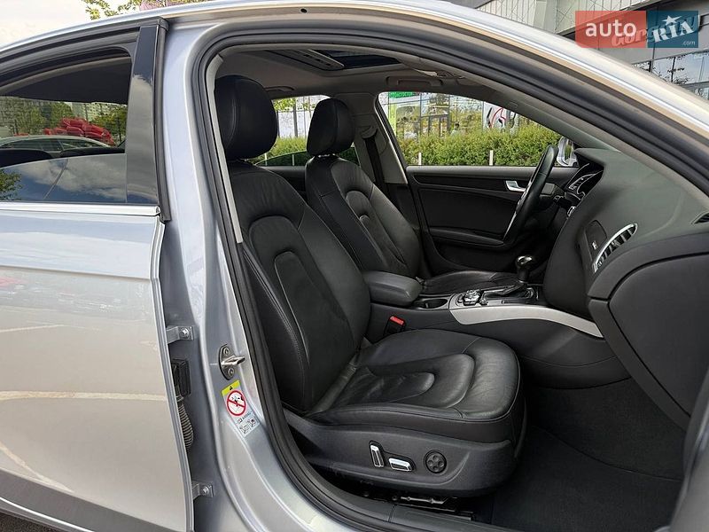 Седан Audi A4 2014 в Киеве