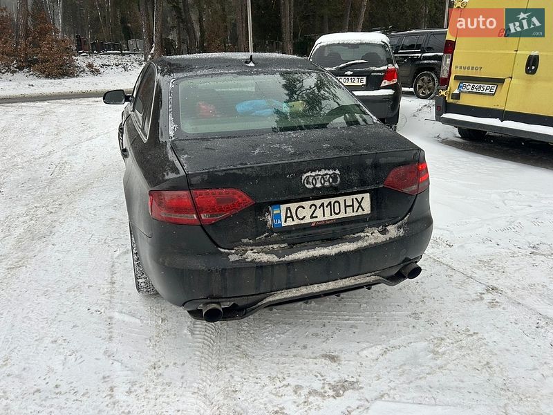 Седан Audi A4 2011 в Брюховичах