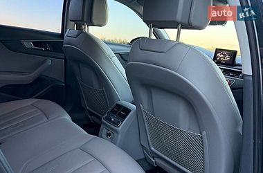 Седан Audi A4 2018 в Киеве