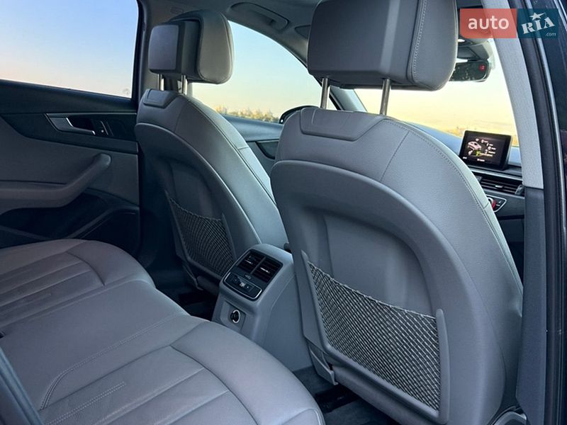 Седан Audi A4 2018 в Киеве