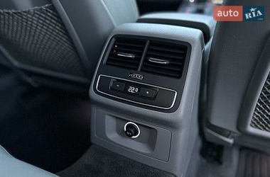 Седан Audi A4 2018 в Киеве