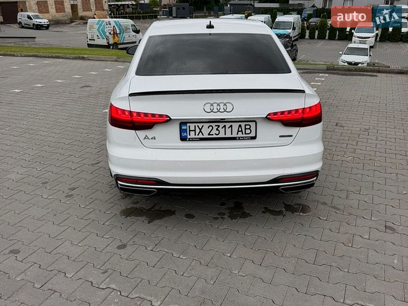 Седан Audi A4 2023 в Хмельницком