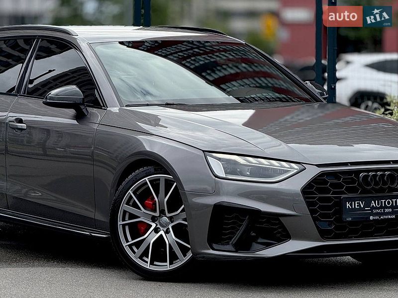 Универсал Audi A4 2019 в Киеве