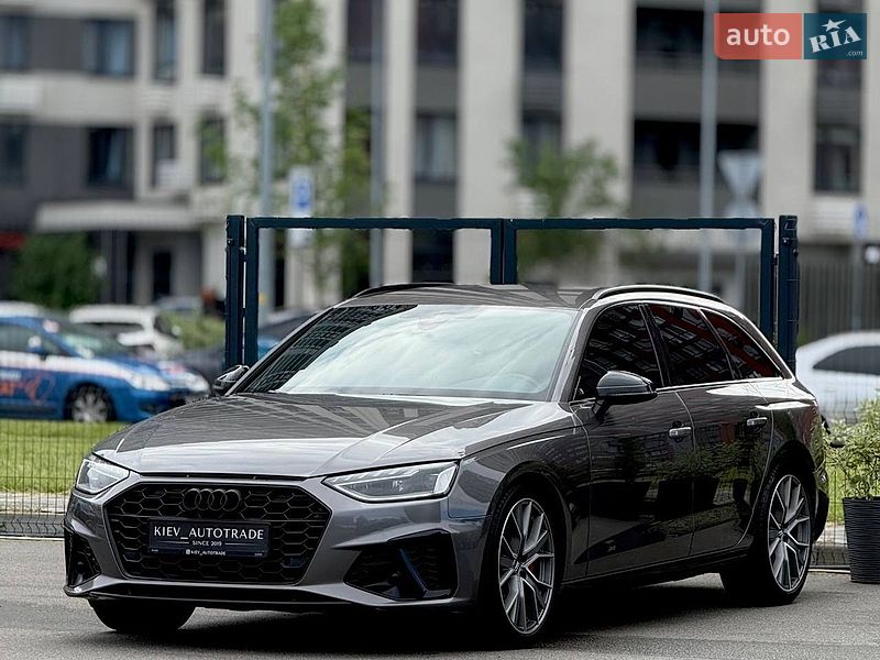 Универсал Audi A4 2019 в Киеве