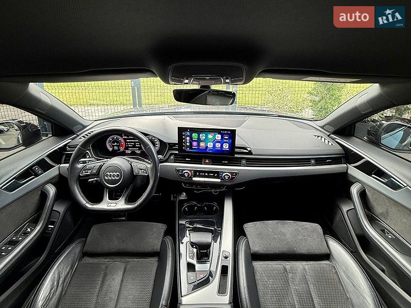 Универсал Audi A4 2019 в Киеве