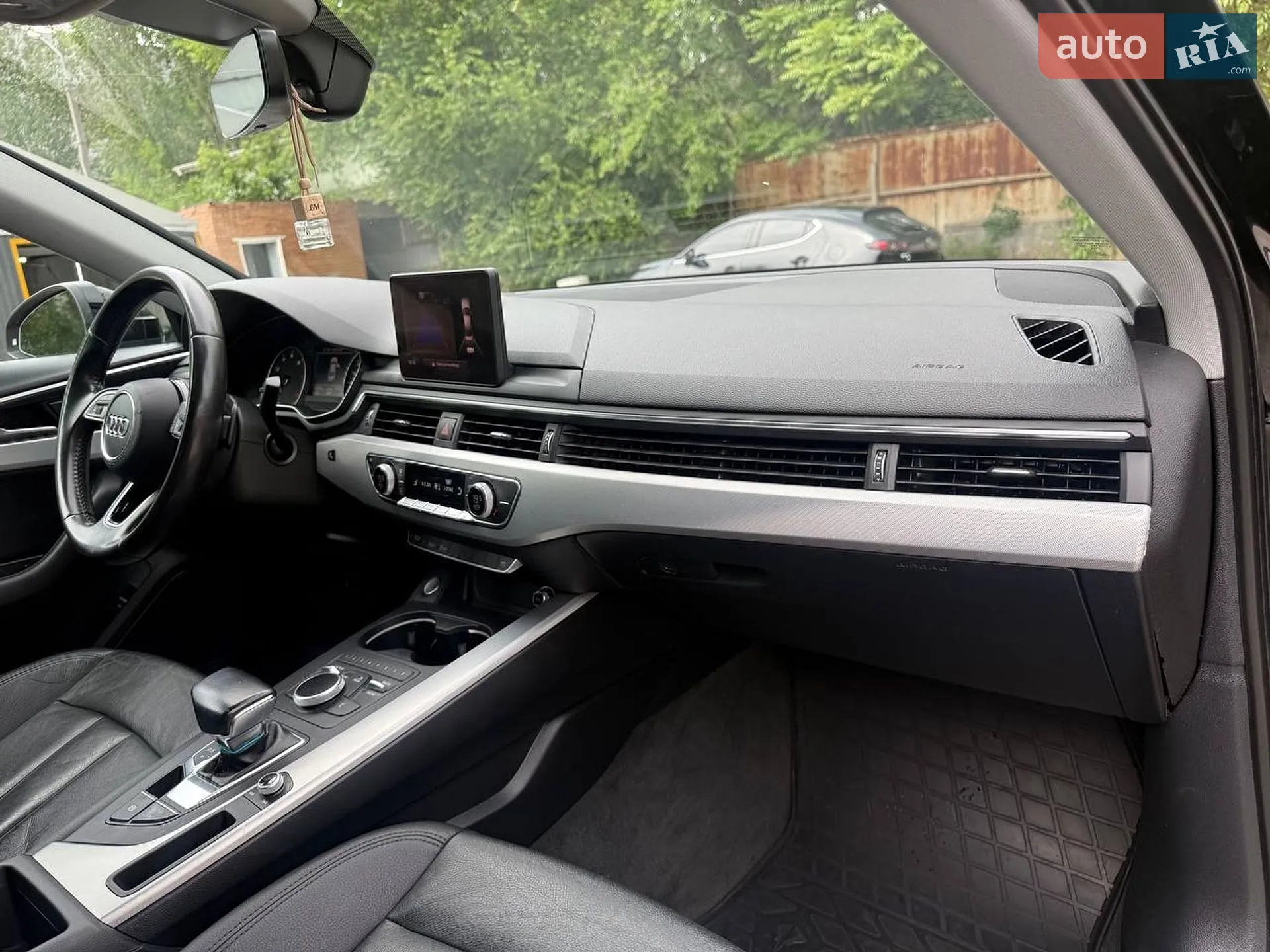2017 Audi A4 - мініатюра 13
