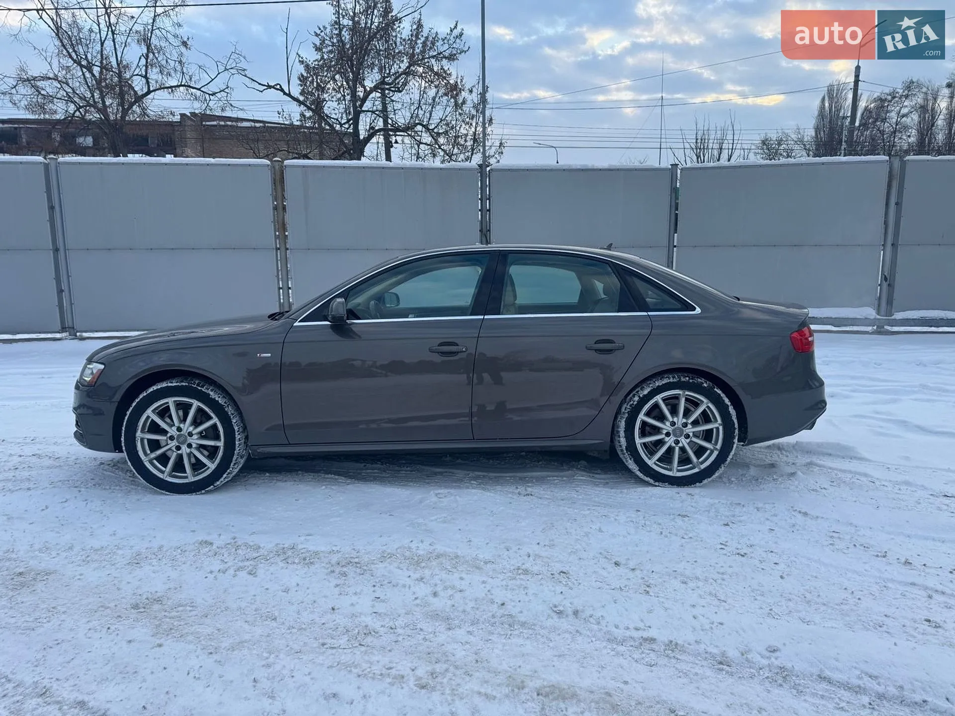 2013 Audi A4 - мініатюра 3