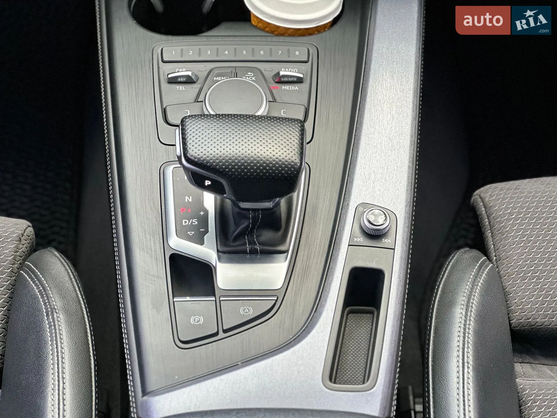 2016 Audi A4 - мініатюра 22
