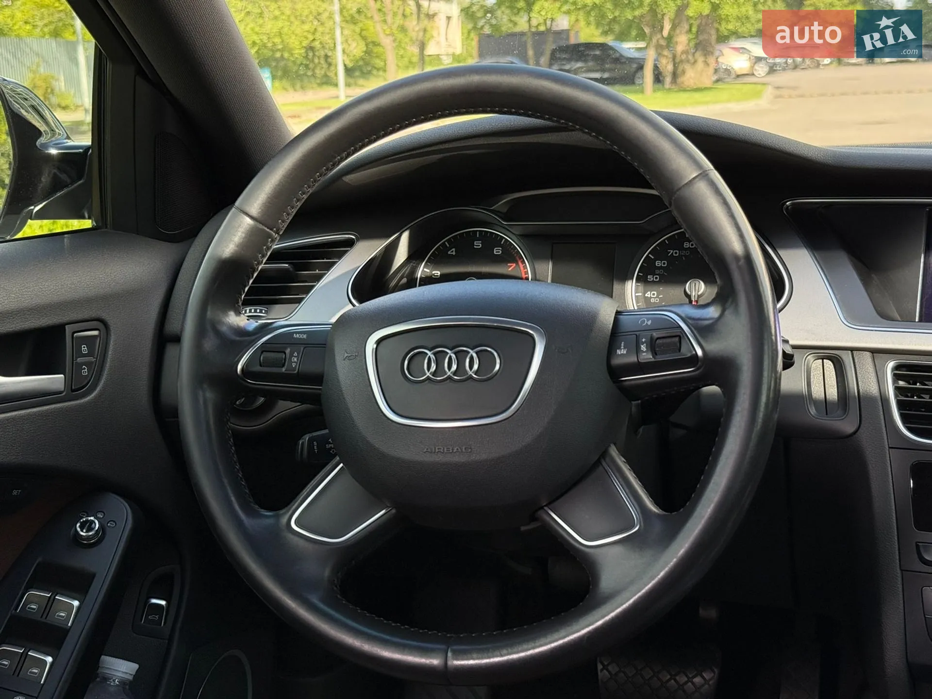 2013 Audi A4 - мініатюра 19