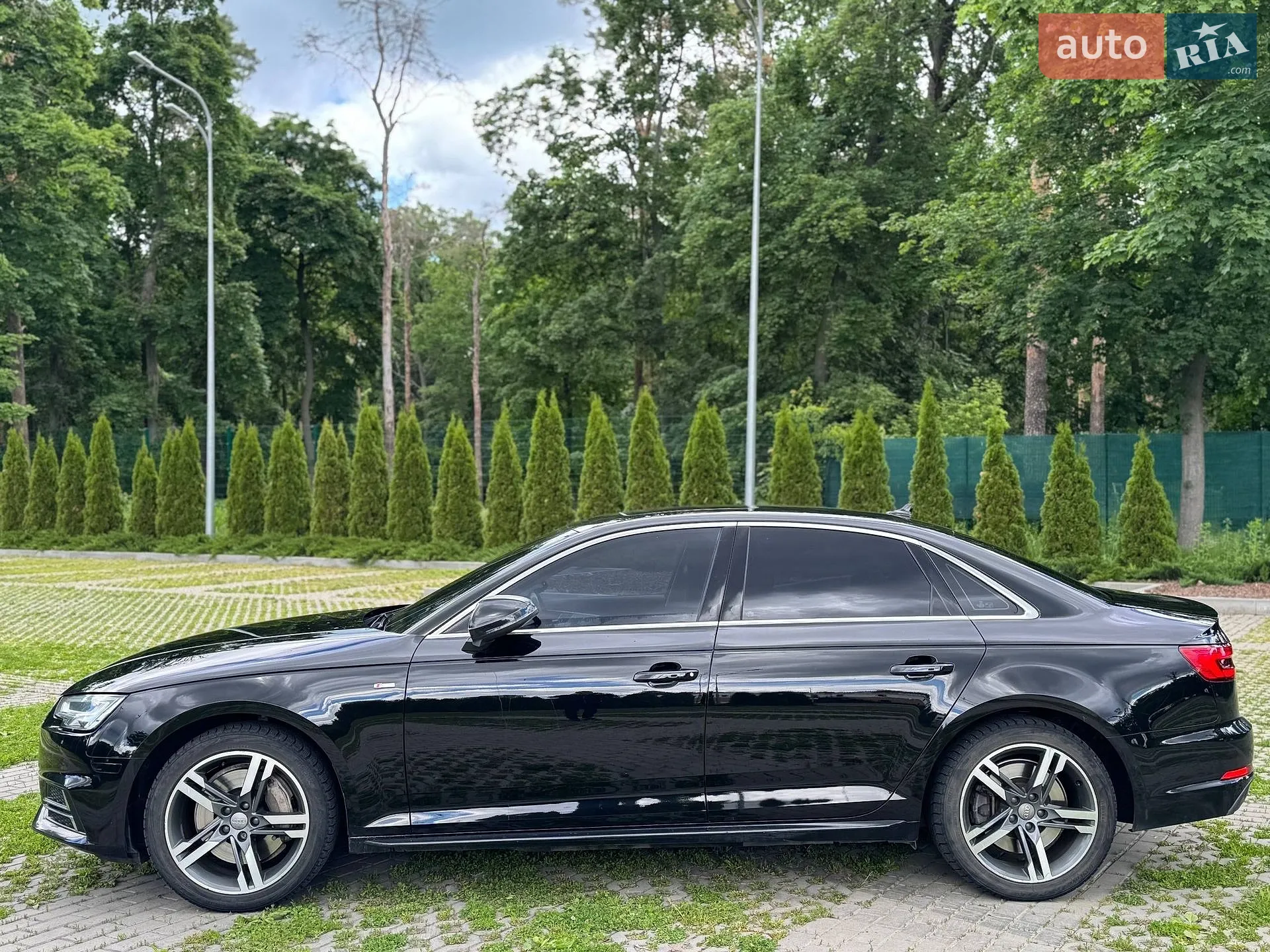 2017 Audi A4 - мініатюра 13