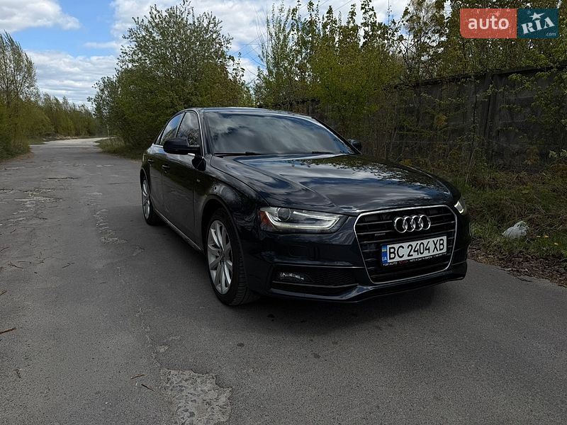 Седан Audi A4 2014 в Львові