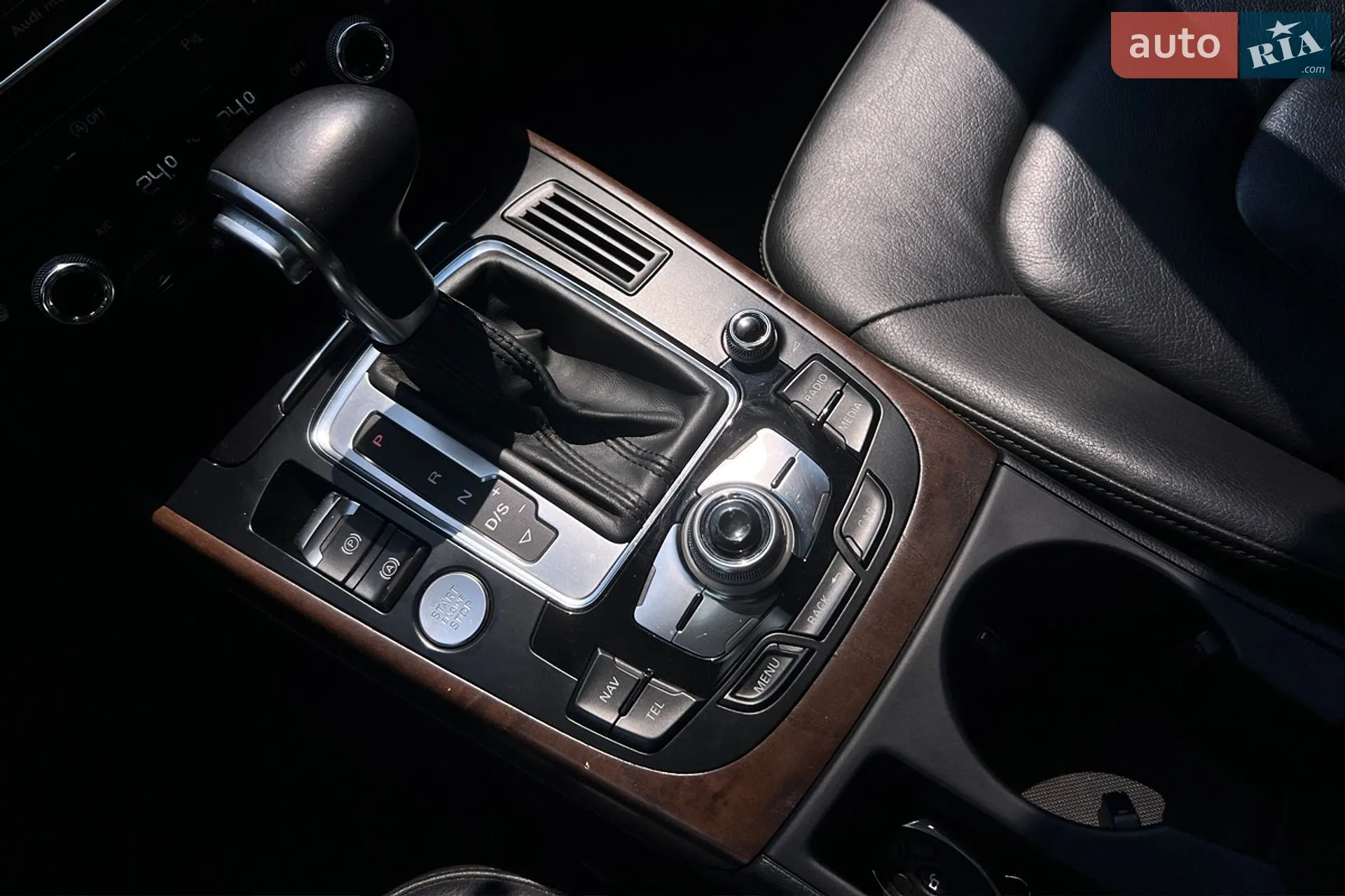 2015 Audi A4 - мініатюра 16