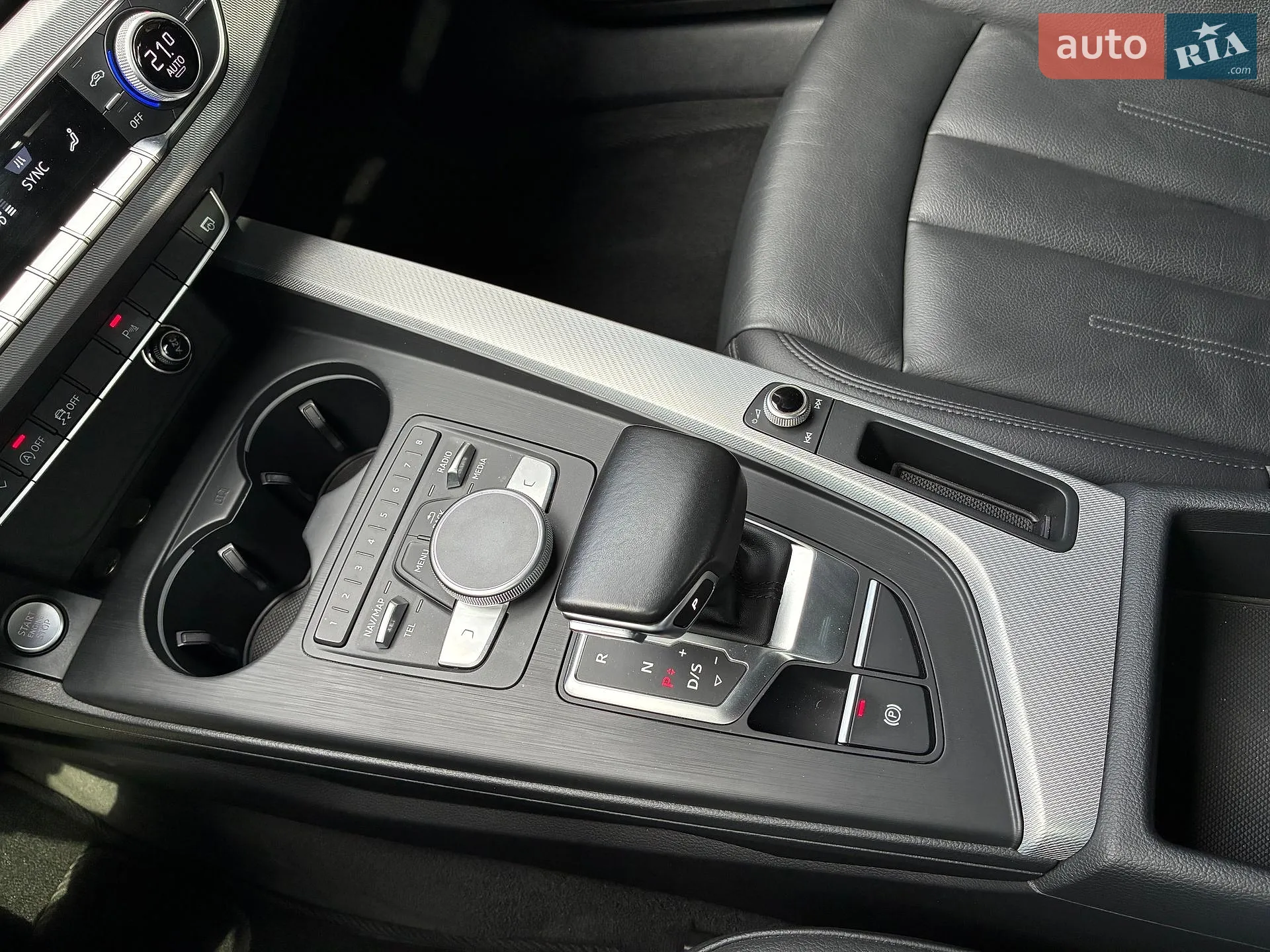 2015 Audi A4 - мініатюра 22