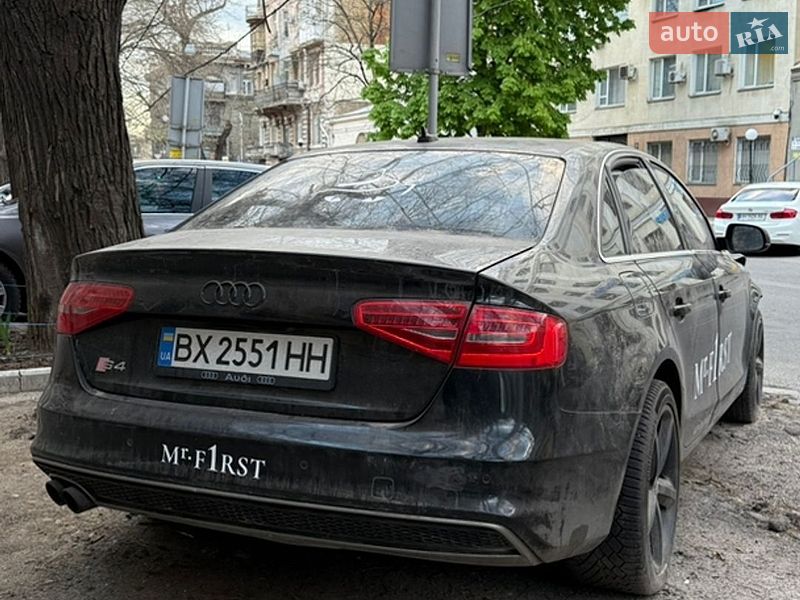 Седан Audi A4 2012 в Одессе