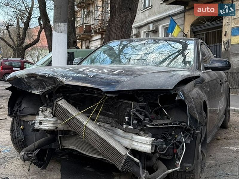 Седан Audi A4 2012 в Одессе