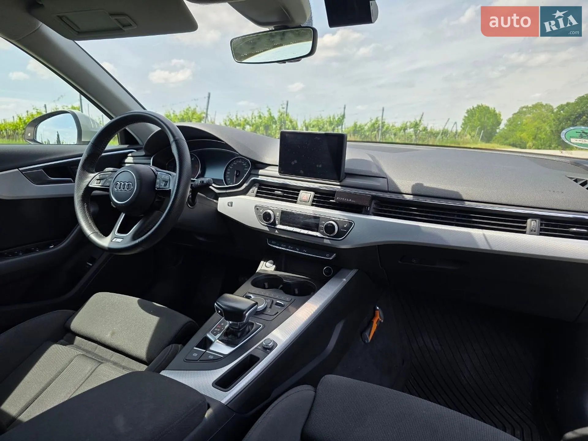 2017 Audi A4 - мініатюра 37