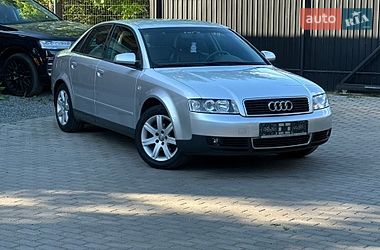 Седан Audi A4 2002 в Сарнах