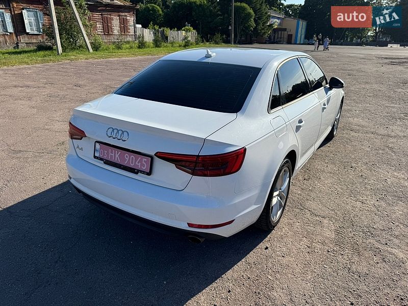 Седан Audi A4 2017 в Киеве